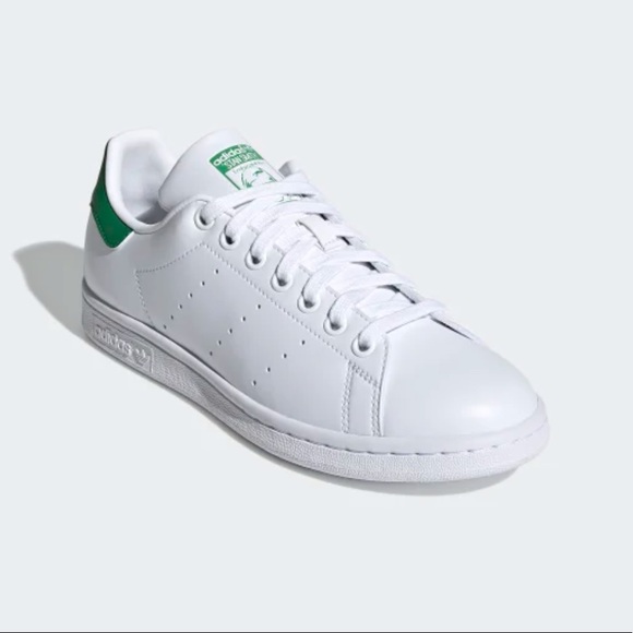 Adidas Stan Smiths - Picture 1 of 8